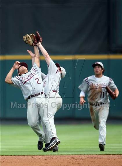 Thumbnail 1 in Leander vs. Round Rock photogallery.