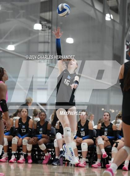 Thumbnail 1 in McCallum vs. Lexington (Legends Invitational) photogallery.