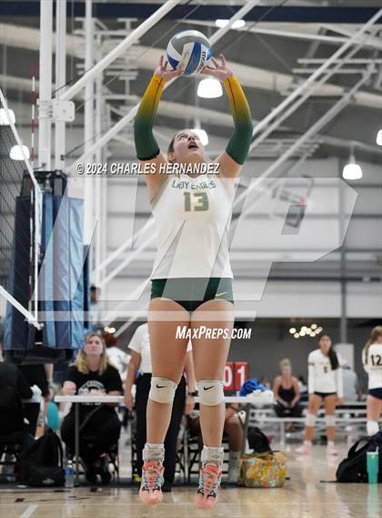 Thumbnail 3 in McCallum vs. Lexington (Legends Invitational) photogallery.
