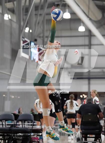Thumbnail 1 in McCallum vs. Lexington (Legends Invitational) photogallery.
