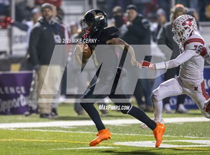 Thumbnail 3 in Lee's Summit vs. Nixa (MSHSAA Class 6 Final) photogallery.