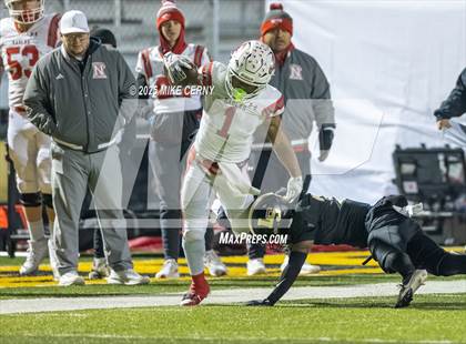 Thumbnail 3 in Lee's Summit vs. Nixa (MSHSAA Class 6 Final) photogallery.