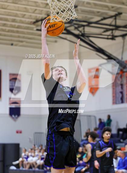Thumbnail 2 in Wellington vs Chaminade-Madonna (Holiday Classic of the Palm Beaches) photogallery.