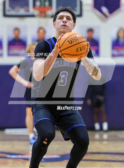 Thumbnail 1 in Wellington vs Chaminade-Madonna (Holiday Classic of the Palm Beaches) photogallery.