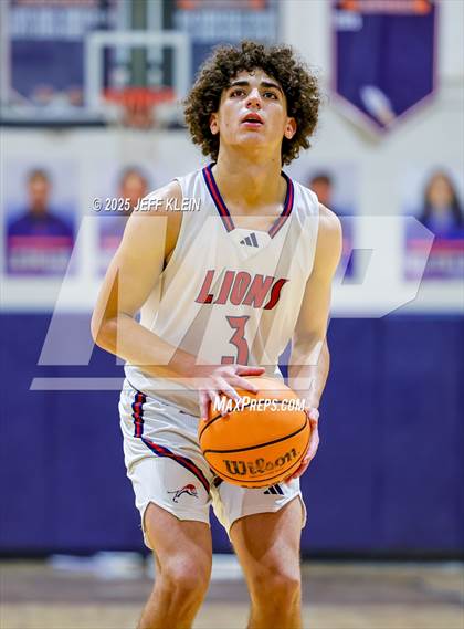 Thumbnail 1 in Wellington vs Chaminade-Madonna (Holiday Classic of the Palm Beaches) photogallery.