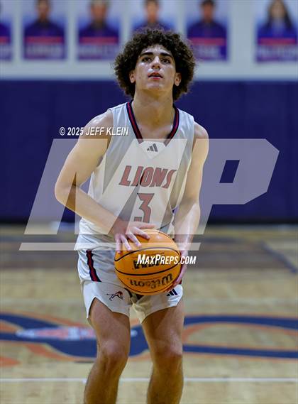 Thumbnail 2 in Wellington vs Chaminade-Madonna (Holiday Classic of the Palm Beaches) photogallery.
