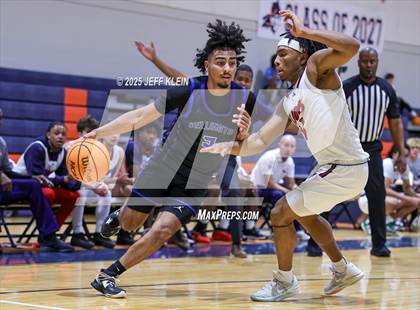 Thumbnail 2 in Wellington vs Chaminade-Madonna (Holiday Classic of the Palm Beaches) photogallery.