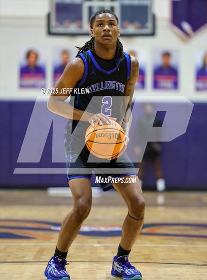 Thumbnail 1 in Wellington vs Chaminade-Madonna (Holiday Classic of the Palm Beaches) photogallery.