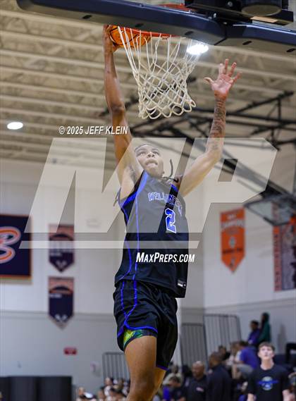 Thumbnail 1 in Wellington vs Chaminade-Madonna (Holiday Classic of the Palm Beaches) photogallery.