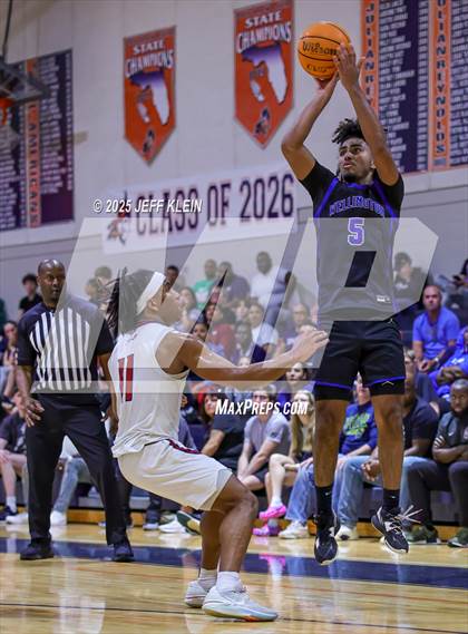 Thumbnail 1 in Wellington vs Chaminade-Madonna (Holiday Classic of the Palm Beaches) photogallery.