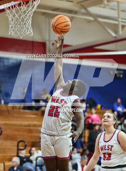 Thumbnail 1 in Richlands @ West Carteret photogallery.