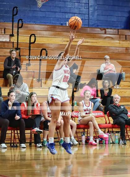 Thumbnail 3 in Richlands @ West Carteret photogallery.