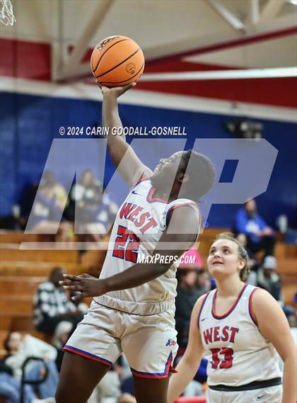 Thumbnail 3 in Richlands @ West Carteret photogallery.