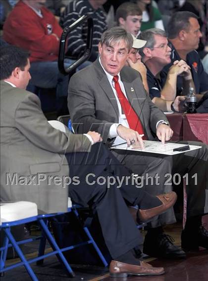 Thumbnail 2 in Butler vs. Bob Jones photogallery.