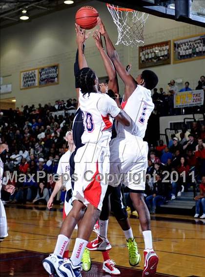 Thumbnail 1 in Butler vs. Bob Jones photogallery.