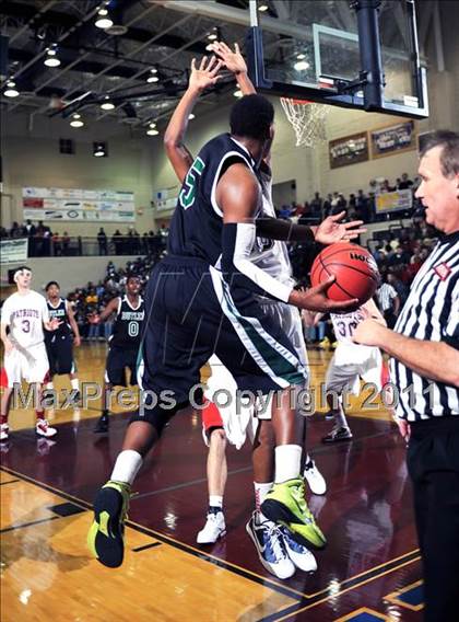 Thumbnail 1 in Butler vs. Bob Jones photogallery.