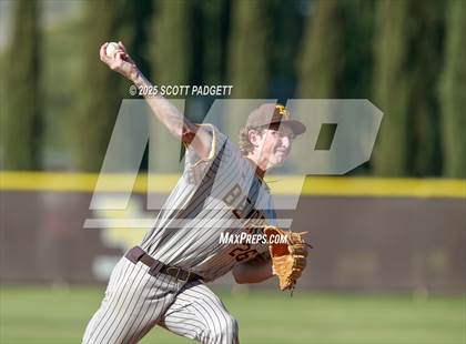 Thumbnail 2 in Temecula Valley vs. Castaic (CIF SS D3 Quarterfinals) photogallery.
