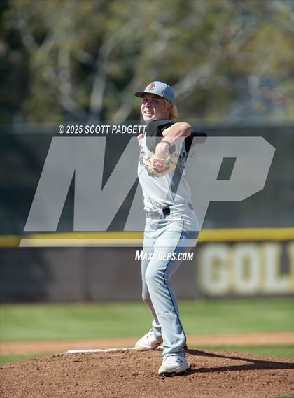 Thumbnail 3 in Temecula Valley vs. Castaic (CIF SS D3 Quarterfinals) photogallery.