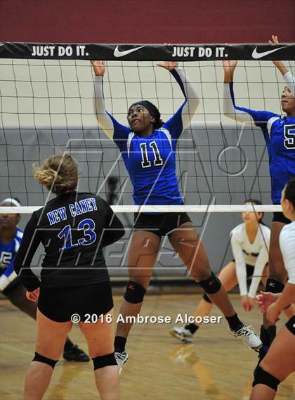 Thumbnail 2 in Westside vs. New Caney (NIKE Invitational Tournament) photogallery.