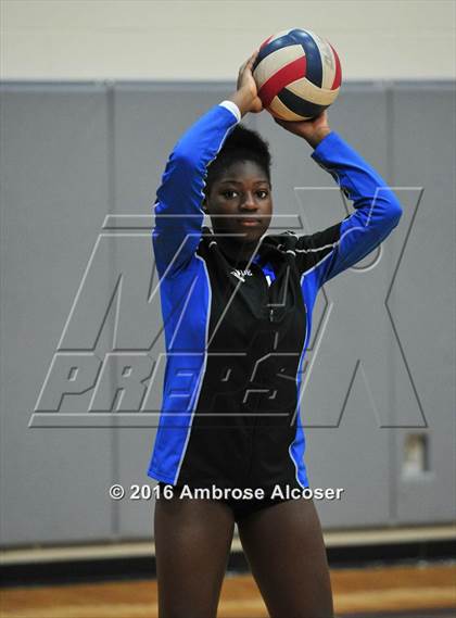 Thumbnail 2 in Westside vs. New Caney (NIKE Invitational Tournament) photogallery.