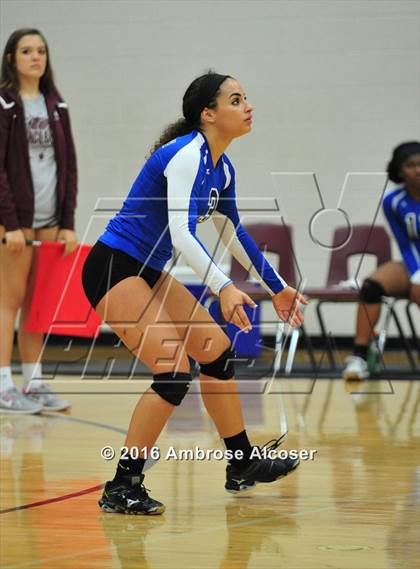 Thumbnail 1 in Westside vs. New Caney (NIKE Invitational Tournament) photogallery.