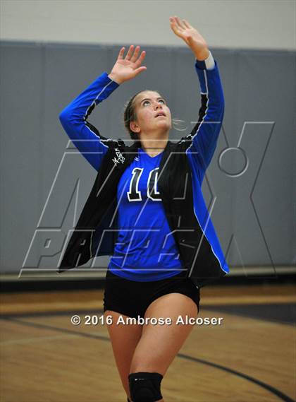 Thumbnail 1 in Westside vs. New Caney (NIKE Invitational Tournament) photogallery.