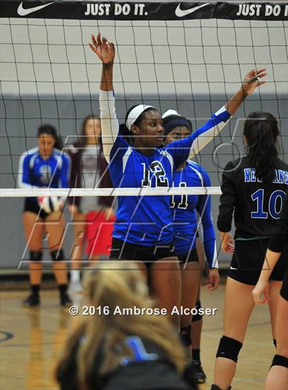 Thumbnail 1 in Westside vs. New Caney (NIKE Invitational Tournament) photogallery.