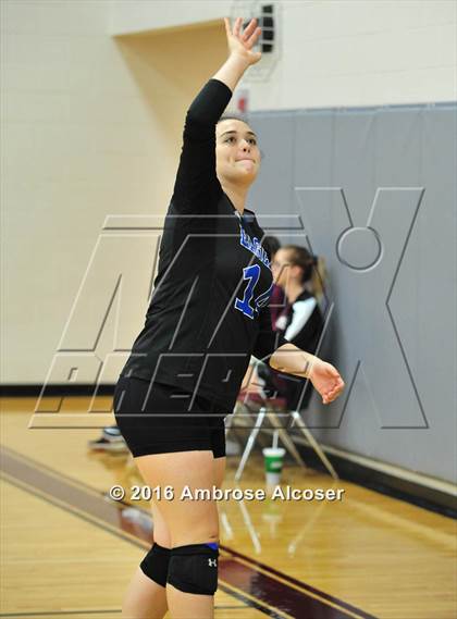 Thumbnail 1 in Westside vs. New Caney (NIKE Invitational Tournament) photogallery.