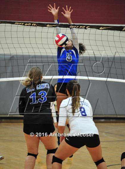 Thumbnail 3 in Westside vs. New Caney (NIKE Invitational Tournament) photogallery.