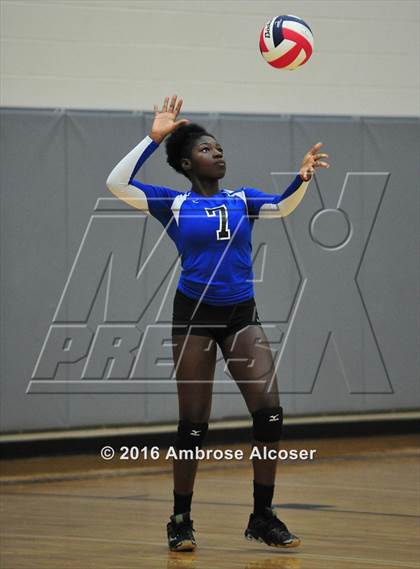 Thumbnail 2 in Westside vs. New Caney (NIKE Invitational Tournament) photogallery.