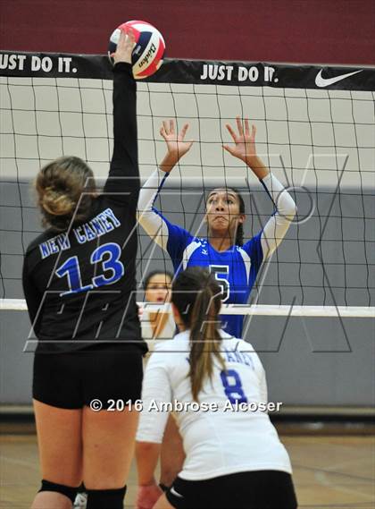 Thumbnail 2 in Westside vs. New Caney (NIKE Invitational Tournament) photogallery.