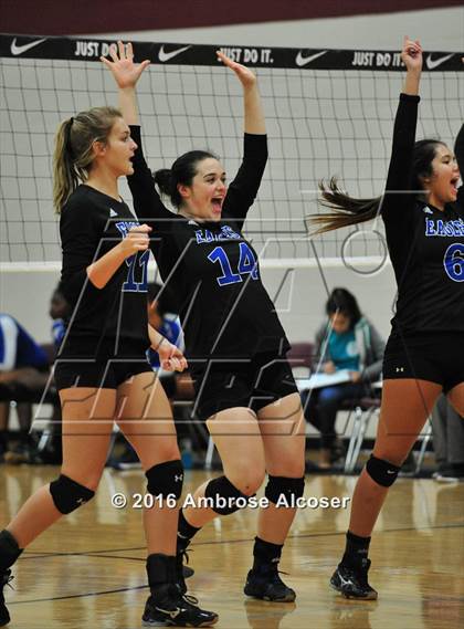 Thumbnail 2 in Westside vs. New Caney (NIKE Invitational Tournament) photogallery.