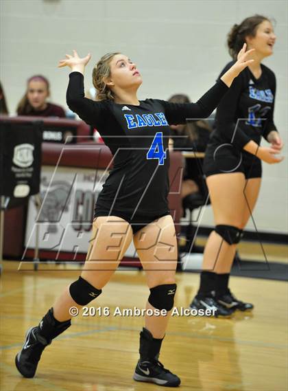 Thumbnail 2 in Westside vs. New Caney (NIKE Invitational Tournament) photogallery.