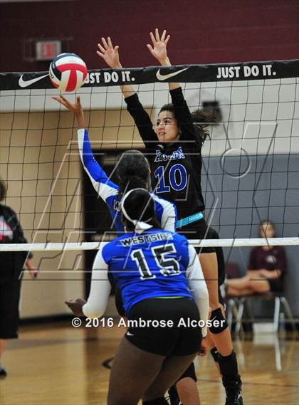 Thumbnail 1 in Westside vs. New Caney (NIKE Invitational Tournament) photogallery.