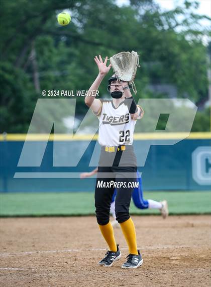 Thumbnail 3 in Valley View vs Northwestern Lehigh (PIAA 4A Quarterfinal) photogallery.