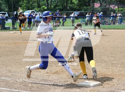 Thumbnail 3 in Valley View vs Northwestern Lehigh (PIAA 4A Quarterfinal) photogallery.