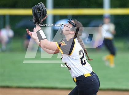 Thumbnail 1 in Valley View vs Northwestern Lehigh (PIAA 4A Quarterfinal) photogallery.