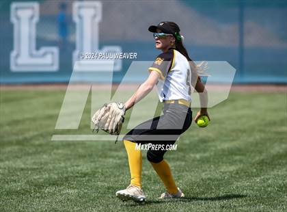 Thumbnail 2 in Valley View vs Northwestern Lehigh (PIAA 4A Quarterfinal) photogallery.
