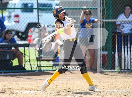 Thumbnail 1 in Valley View vs Northwestern Lehigh (PIAA 4A Quarterfinal) photogallery.