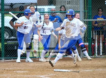 Thumbnail 1 in Valley View vs Northwestern Lehigh (PIAA 4A Quarterfinal) photogallery.