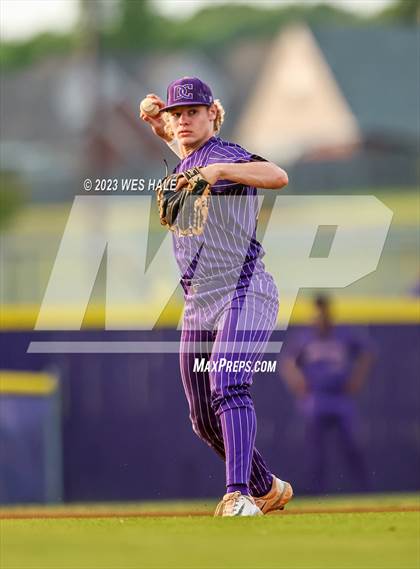 Thumbnail 2 in Tupelo @ DeSoto Central (MHSAA 6A Round 1) photogallery.