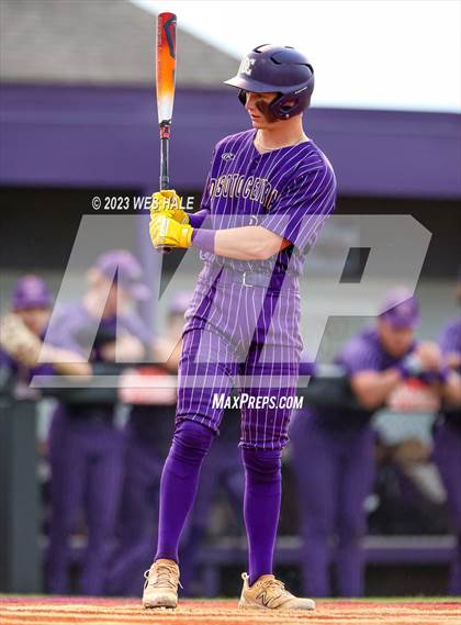 Thumbnail 3 in Tupelo @ DeSoto Central (MHSAA 6A Round 1) photogallery.