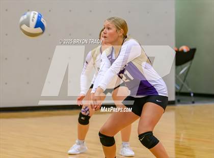 Thumbnail 2 in Oakley @ Greeley County photogallery.