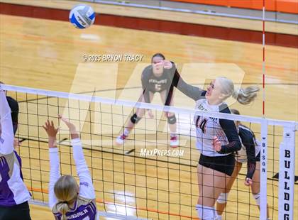 Thumbnail 2 in Oakley @ Greeley County photogallery.