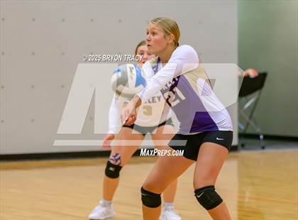 Thumbnail 3 in Oakley @ Greeley County photogallery.