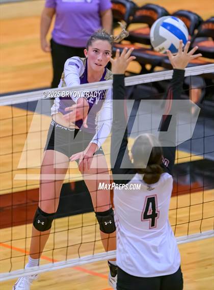 Thumbnail 1 in Oakley @ Greeley County photogallery.