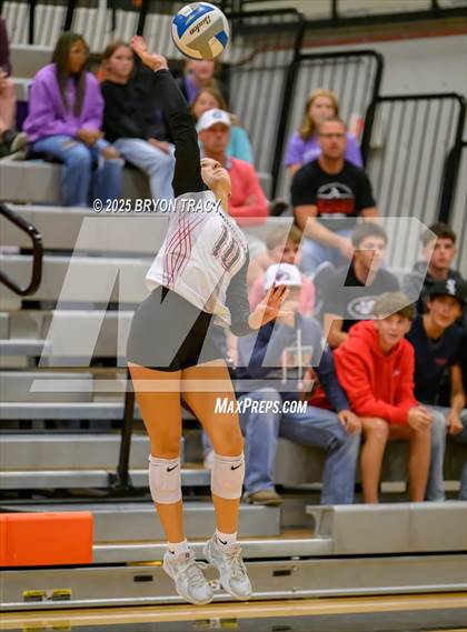 Thumbnail 1 in Oakley @ Greeley County photogallery.