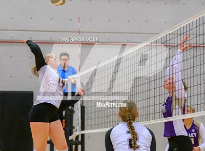 Thumbnail 3 in Oakley @ Greeley County photogallery.