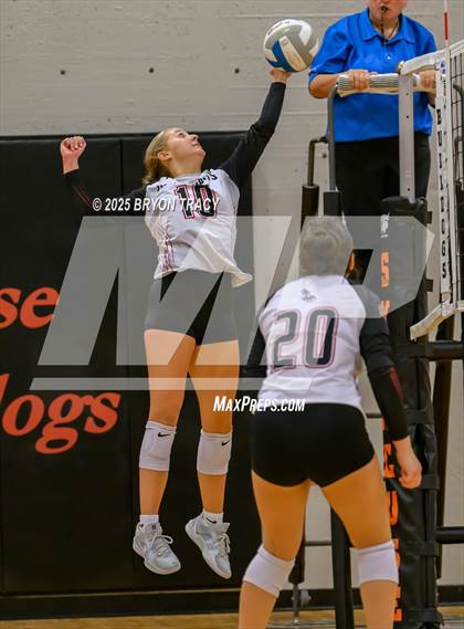 Thumbnail 3 in Oakley @ Greeley County photogallery.