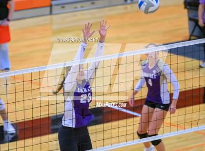 Thumbnail 3 in Oakley @ Greeley County photogallery.